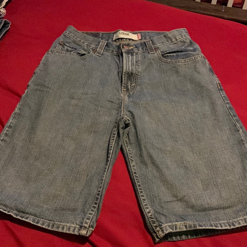 Men’s  shorts. Clean, pet/ smoke free home.